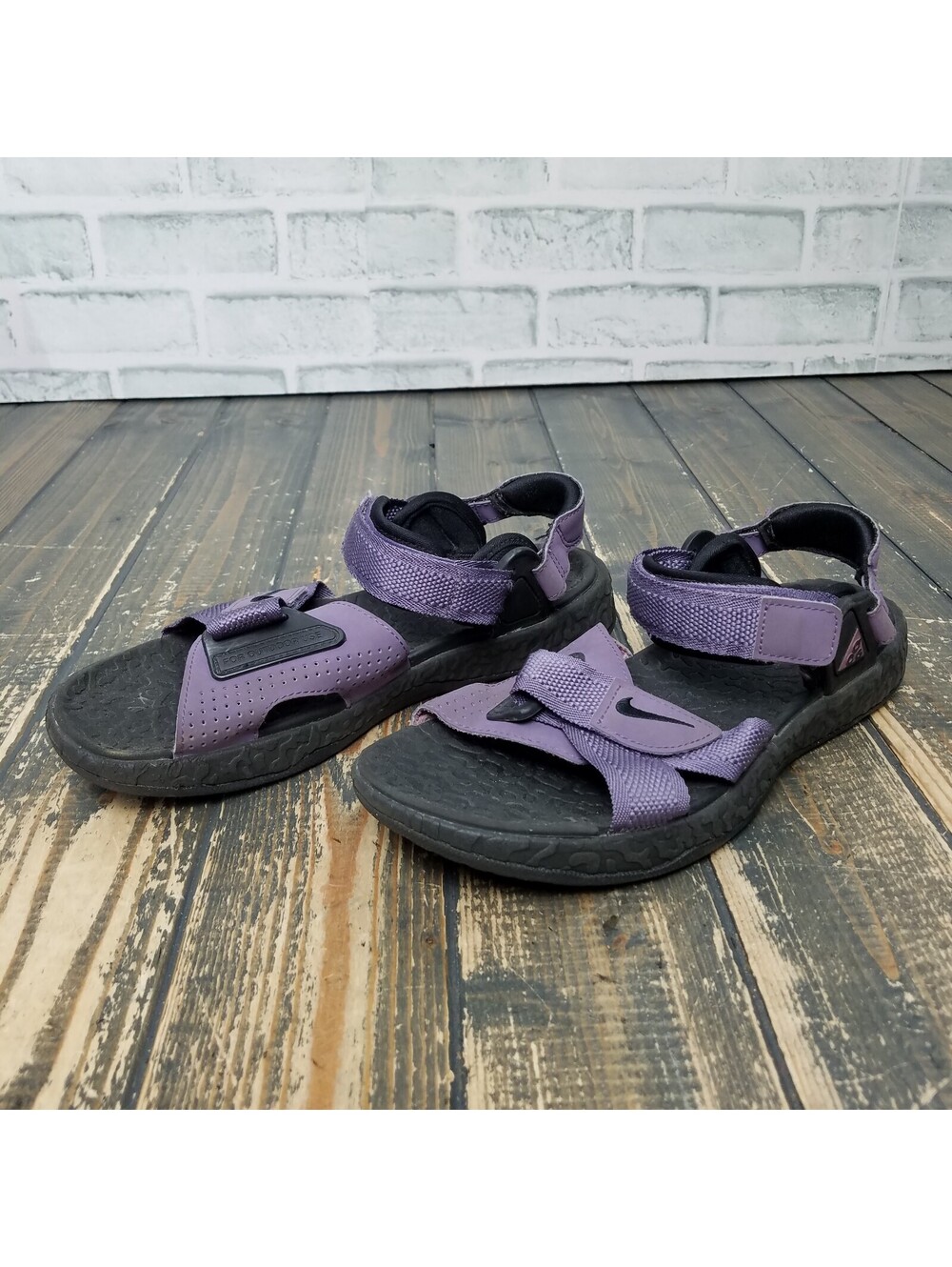 Nike ACG Air Deschutz Sandals Mens Size 6 Purple Black Trail Shoes DC9092-500